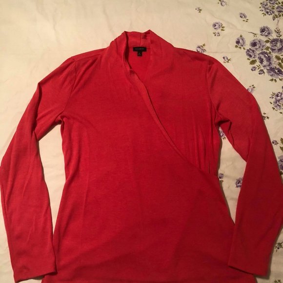 Woman’s Top by TalBots - Picture 3 of 5